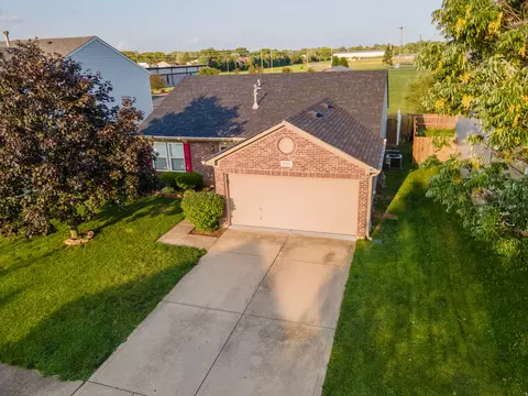 6645 Newstead Dr, Indianapolis, IN 46217