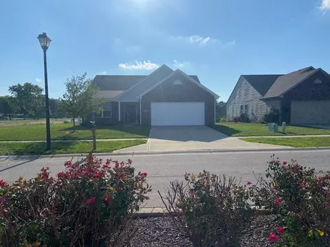 2788 Ashton Ln, Greenwood, IN 46143