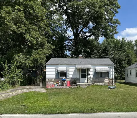 2616 E 8th St, Anderson, IN 46012