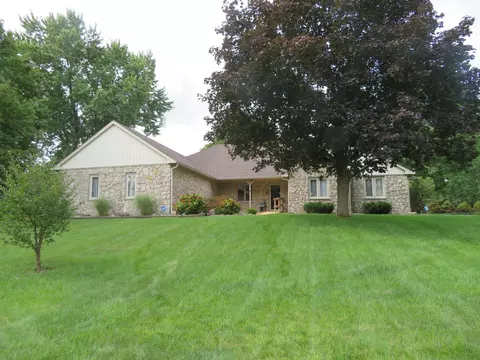 181 Joseph Ln, Whiteland, IN 46184