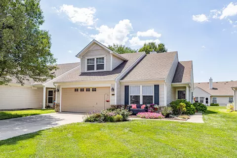 7318 Oak Knoll Dr, Indianapolis, IN 46217
