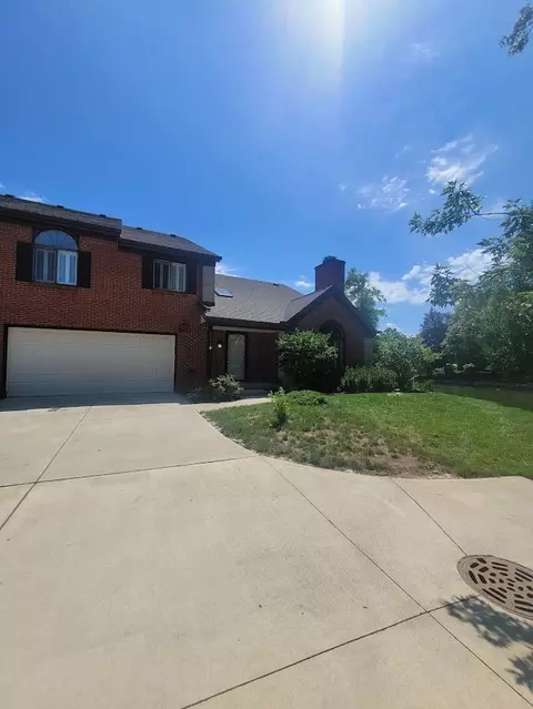 9374 Golden Leaf Way, Indianapolis, IN 46260
