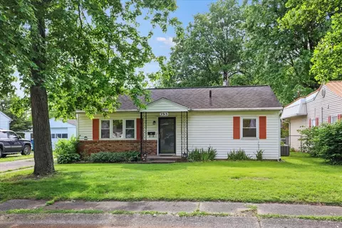 2313 S 10th St, Terre Haute, IN 47802