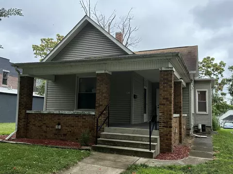 814 S 7th St, Terre Haute, IN 47807
