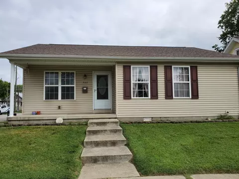 703 E 4th St, Seymour, IN 47274