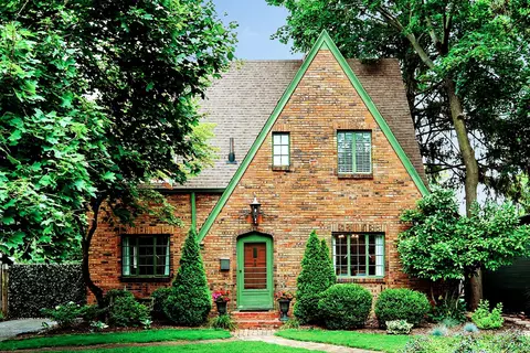 340 E 60th St, Indianapolis, IN 46220