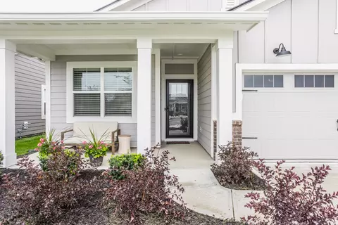 805 Sapp Cir, Westfield, IN 46074