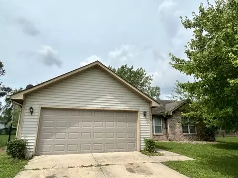 1612 Warren Lake Ct, Indianapolis, IN 46229