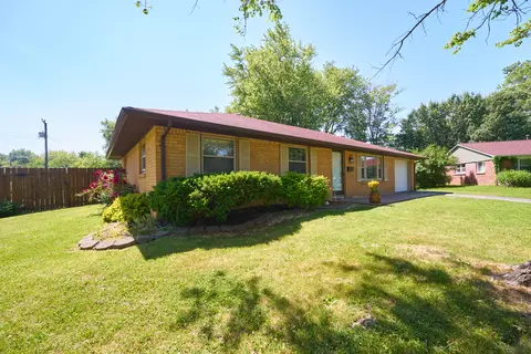2040 Schwier Ct, Indianapolis, IN 46229