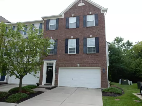 9045 Mercer Dr, Fishers, IN 46038