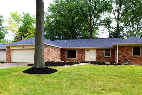 433 Montrose Ct, Indianapolis, IN 46234