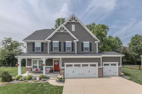 1802 Chateaux Ct, Greenwood, IN 46143