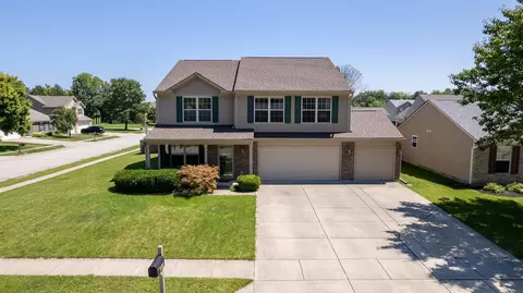 7077 N Mesquite Ct, Mccordsville, IN 46055