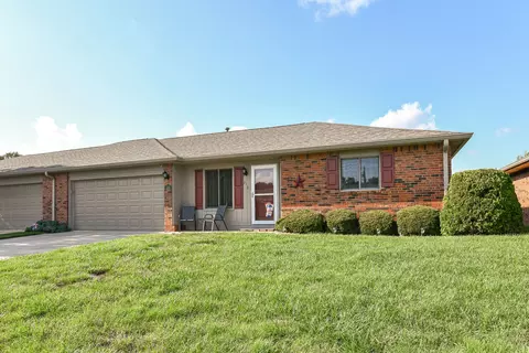 210 E 48th St, Anderson, IN 46013