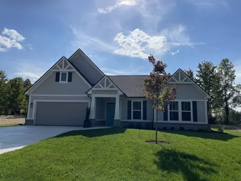 5183 Oak Ridge Trl, Columbus, IN 47201