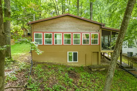 8127 S Fox Ln, Nineveh, IN 46164