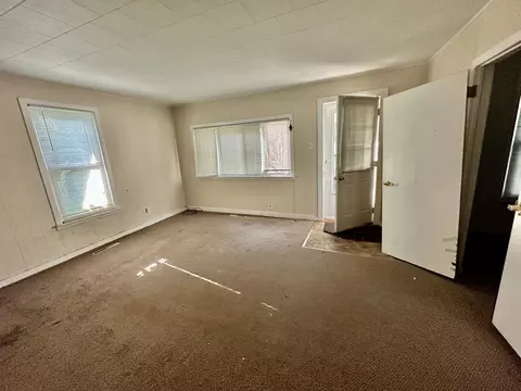 916 Union St, Covington, IN 47932 photo 9