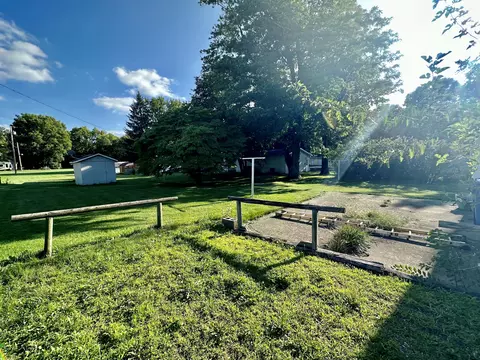 916 Union St, Covington, IN 47932 photo 4