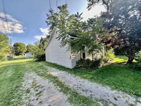 916 Union St, Covington, IN 47932 photo 3