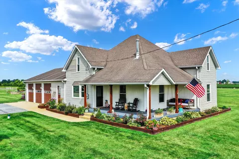 3813 S 300 E, Anderson, IN 46017