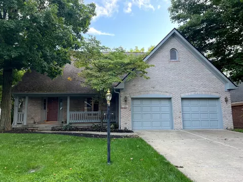 996 N Quiet Bay Cir, Cicero, IN 46034