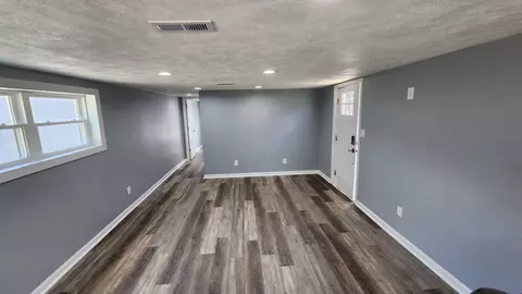 268 E Davis Ave, Universal, IN 47884 photo 5