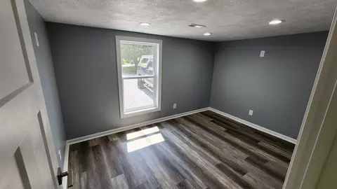268 E Davis Ave, Universal, IN 47884 photo 18