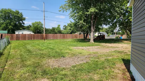 268 E Davis Ave, Universal, IN 47884 photo 23