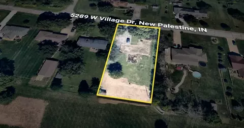 5289 W Village Dr, New Palestine, IN 46163