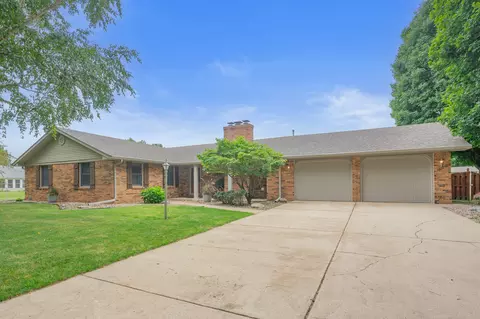 8907 Carriage Ln, Pendleton, IN 46064