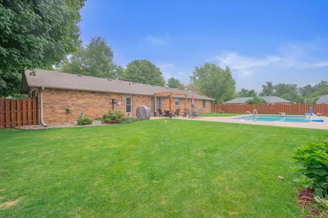 8907 Carriage Ln, Pendleton, IN 46064 photo 14