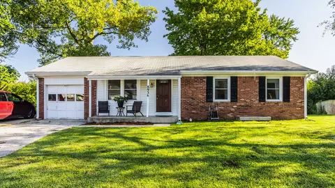8936 Ridgepointe Ct, Indianapolis, IN 46234