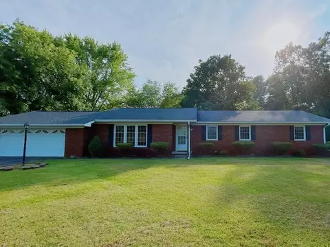 8365 N State Highway 7, Elizabethtown, IN 47232