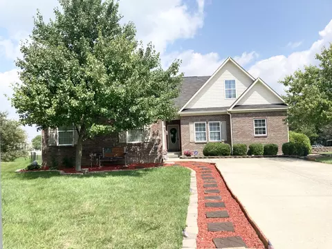 314 Tamarack Ct, Pendleton, IN 46064 photo 1