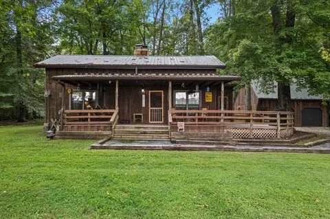 3800 W H And H Rustic Ln, Madison, IN 47250