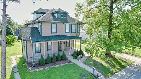 145 S Indiana St, Danville, IN 46122