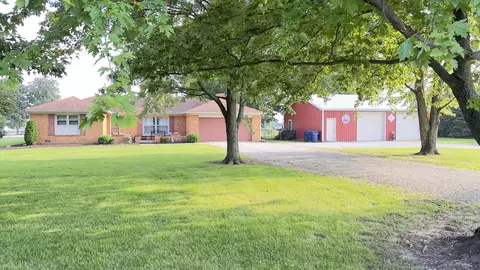 3141 E 700, Greenfield, IN 46140