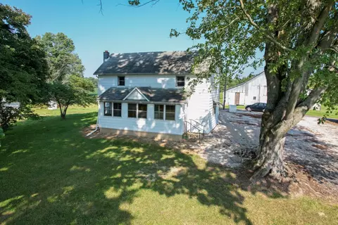8100 N County Road 900 W, Elizabethtown, IN 47232