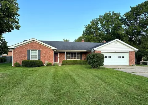 639 Radburn Dr, Indianapolis, IN 46214