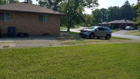 2282 Mann Dr, Beech Grove, IN 46107 photo 24