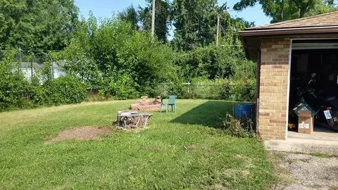 2282 Mann Dr, Beech Grove, IN 46107 photo 23