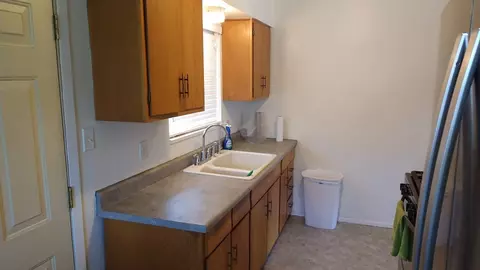 2282 Mann Dr, Beech Grove, IN 46107 photo 7
