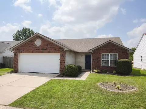 1478 Sanner Dr, Greenwood, IN 46143