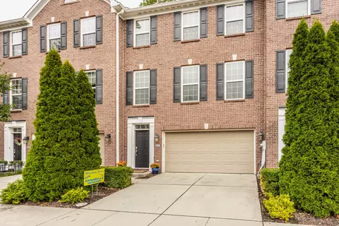 1026 Bard Ln, Carmel, IN 46032