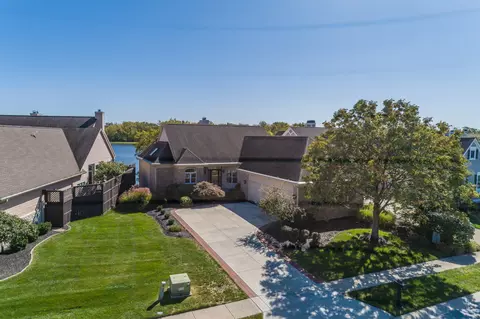 11089 Peppermill Ln, Fishers, IN 46037