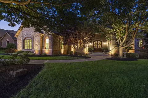 11505 Willow Ridge Dr, Zionsville, IN 46077