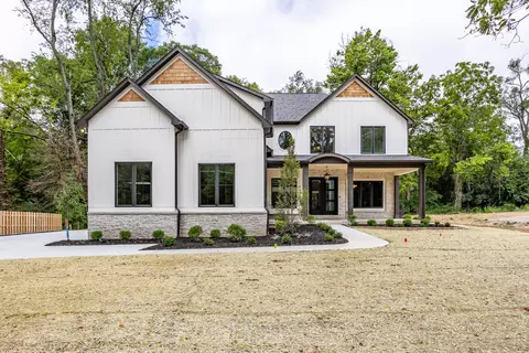 8040 Westfield Blvd, Indianapolis, IN 46240
