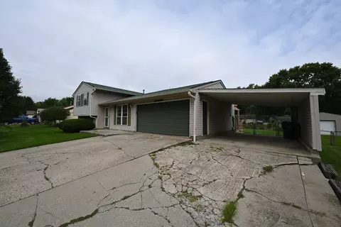 5618 Mills Rd, Indianapolis, IN 46221