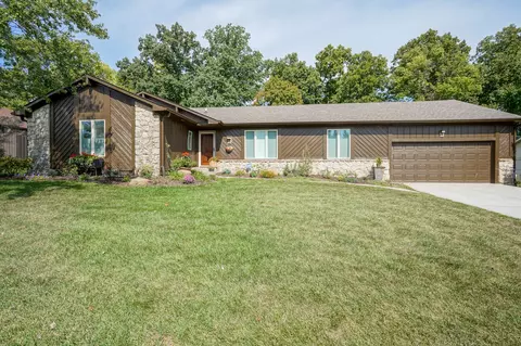 750 Nevelle Ln, Carmel, IN 46032