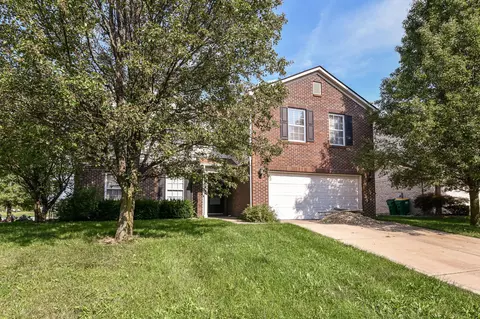 13437 Kimberlite Dr, Fishers, IN 46038